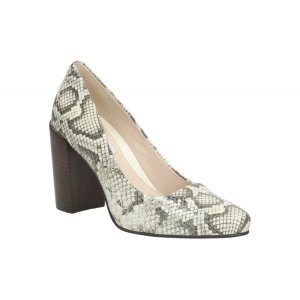 Clarks Crumble Cream